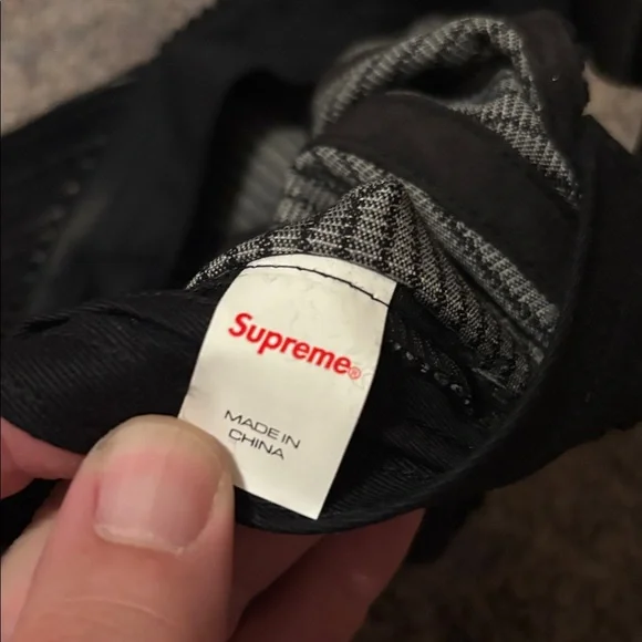 Supreme black corduroy 5-panel adjustable hat - Picture 5 of 5